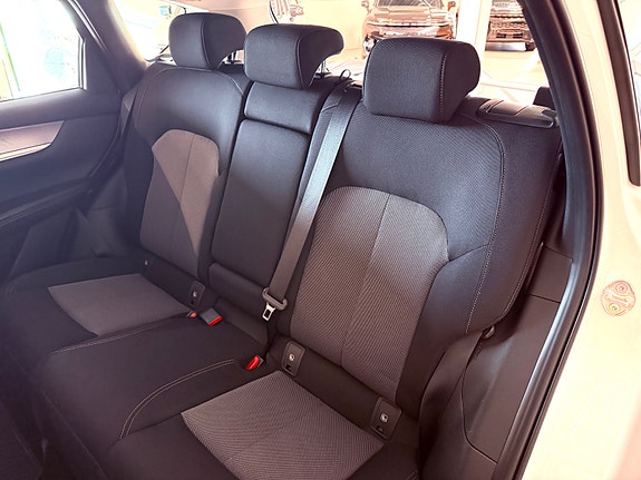 Mazda CX-60 14 of 16