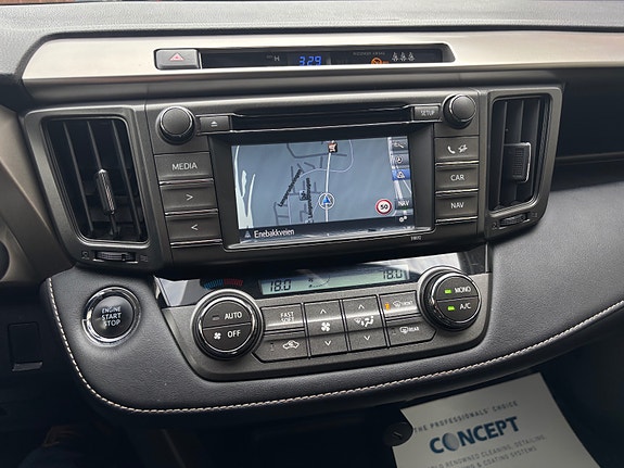 Toyota RAV4 27 of 30