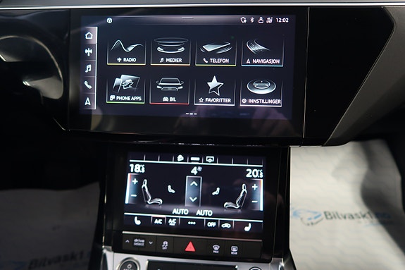 Audi e-tron 27 of 30
