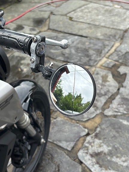 Honda CB 125 R 8 of 11