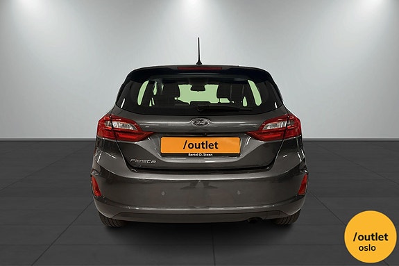 Ford Fiesta 4 of 5