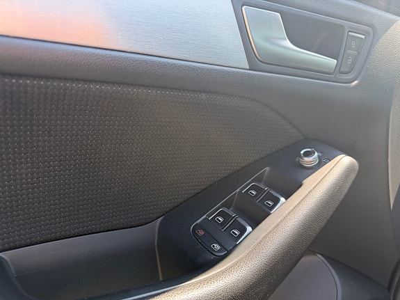 Audi Q5 9 of 17