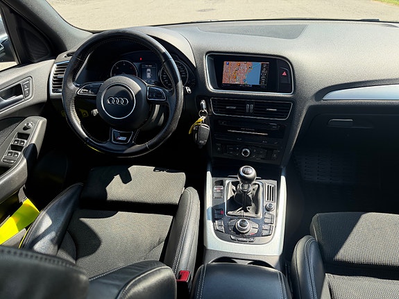 Audi Q5 12 of 17