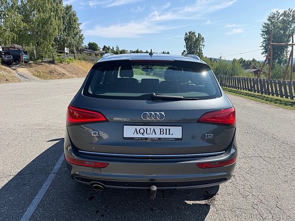 Audi Q5 7 of 17