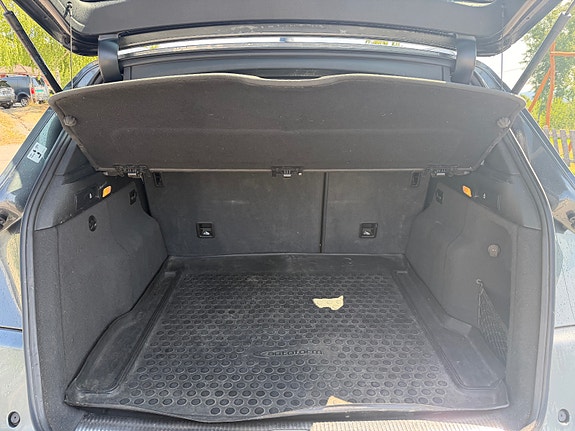 Audi Q5 8 of 17