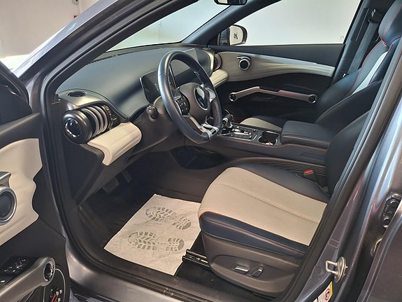 BYD Atto 3 5 of 5