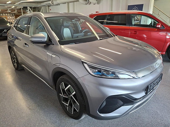 BYD Atto 3 2 of 5
