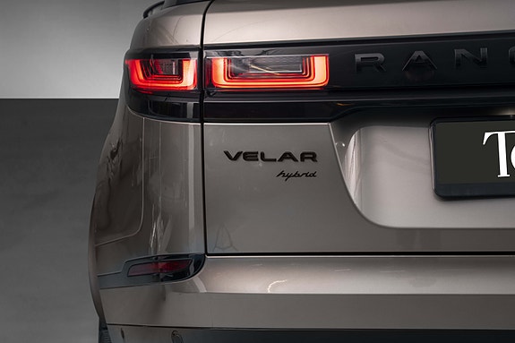 Land Rover Range Rover Velar 13 of 30