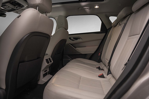 Land Rover Range Rover Velar 30 of 30