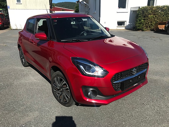 Suzuki Swift 2 of 5