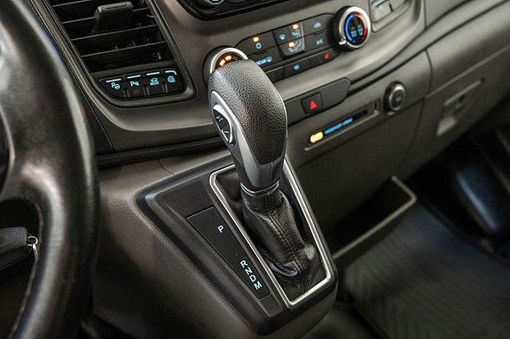 Ford Transit 15 of 28