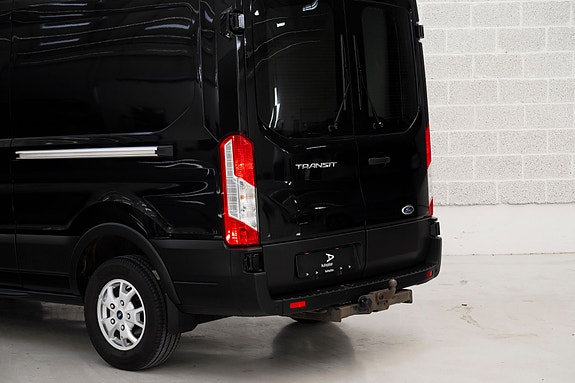 Ford Transit 7 of 28
