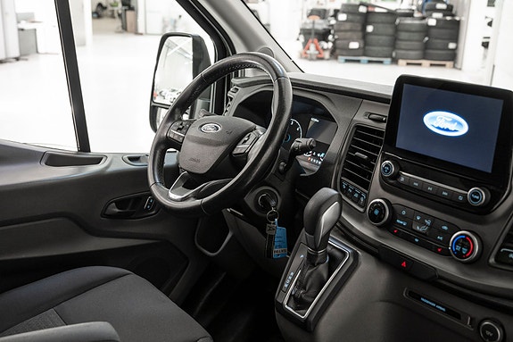 Ford Transit 24 of 28