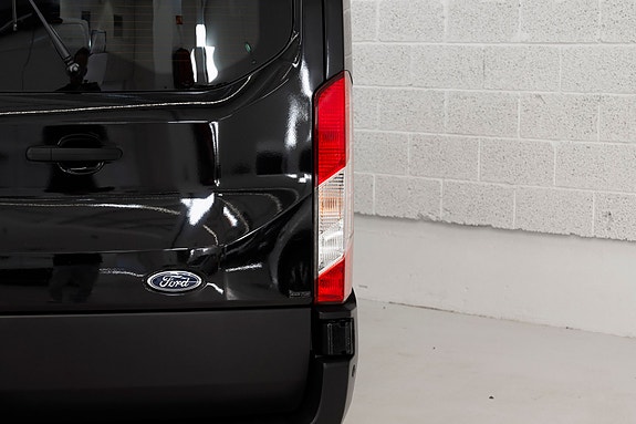 Ford Transit 9 of 28