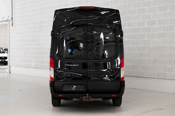 Ford Transit 8 of 28
