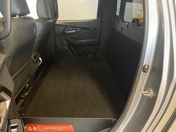 Isuzu D-max 12 of 21