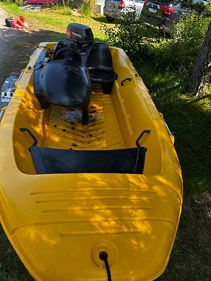 River 350 XR. Tohatsu 9.9 hk 5 of 5