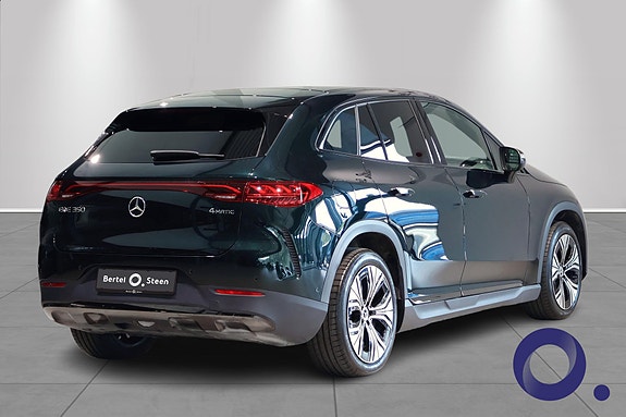 Mercedes-Benz EQE SUV 4 of 5