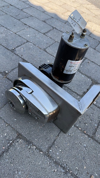 Product image 2 of 8