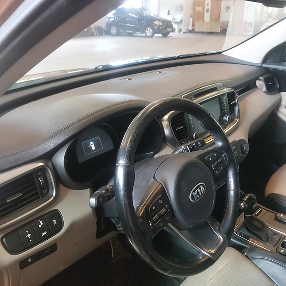 Kia Sorento 5 of 5