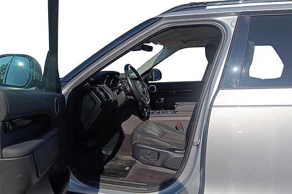 Land Rover Discovery 8 of 30