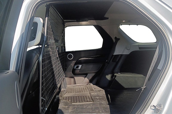 Land Rover Discovery 7 of 30