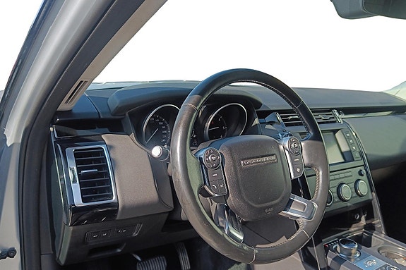 Land Rover Discovery 9 of 30