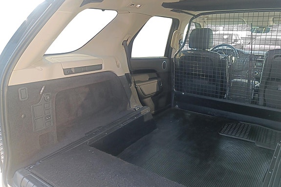 Land Rover Discovery 29 of 30