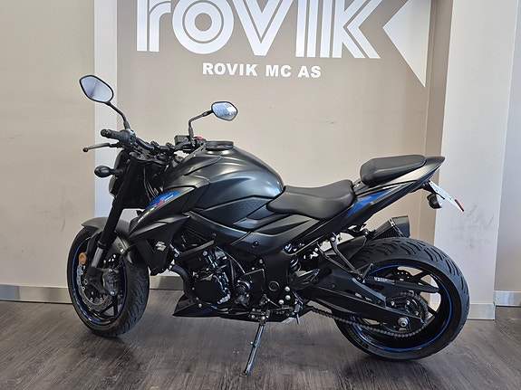 Suzuki GSX-S 750 4 of 4