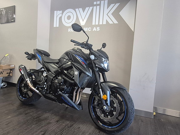 Suzuki GSX-S 750 2 of 4