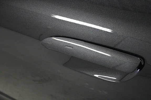 Porsche Taycan Cross Turismo 9 of 30