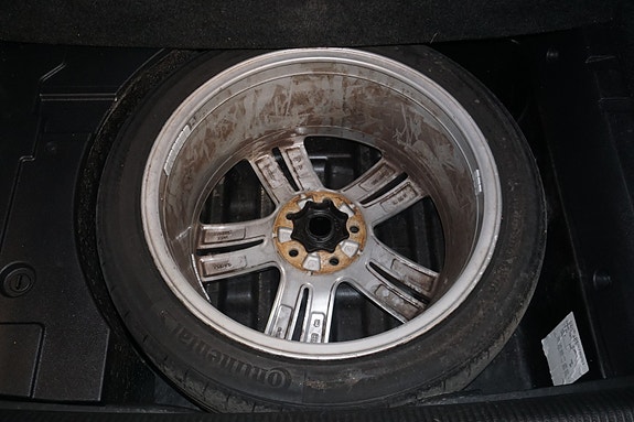 Volkswagen Passat 19 of 30
