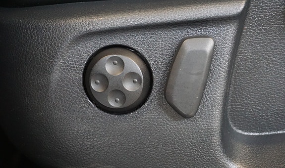 Volkswagen Passat 30 of 30
