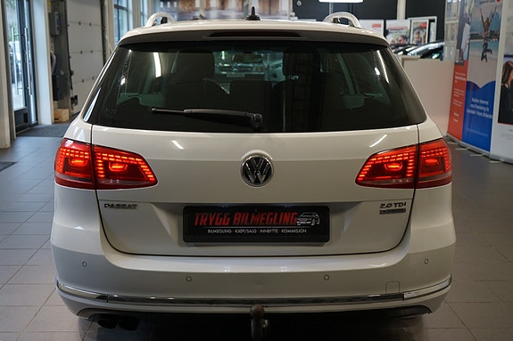 Volkswagen Passat 6 of 30