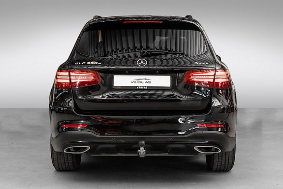 Mercedes-Benz GLC350 e 4 of 5