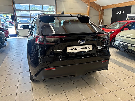 Subaru Solterra 5 of 5