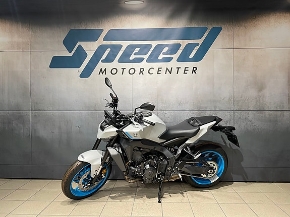 Yamaha MT-09 10 of 30