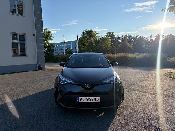 Toyota C-HR 5 of 30