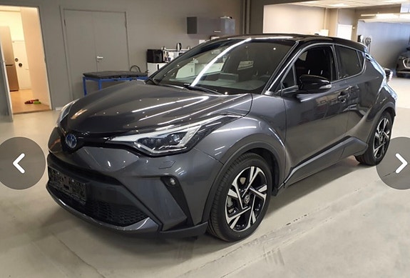 Toyota C-HR 23 of 30