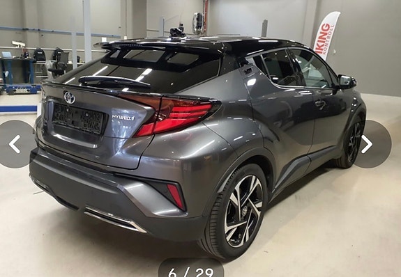 Toyota C-HR 28 of 30