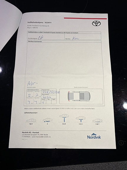 Toyota C-HR 19 of 30