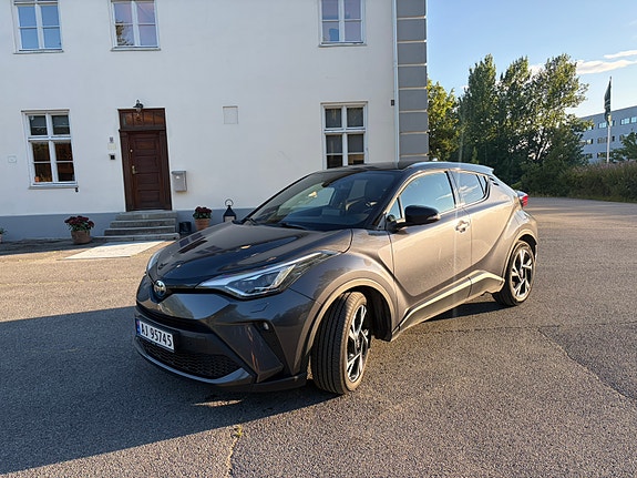 Toyota C-HR 6 of 30