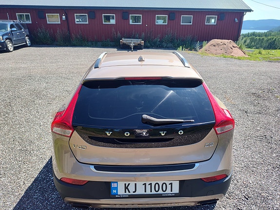 Volvo V40 Cross Country 5 of 5
