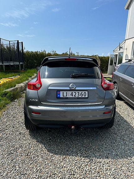 Nissan Juke 2 of 5