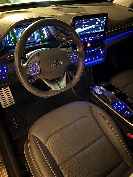 Hyundai IONIQ 21 of 30