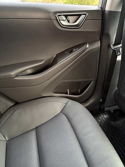 Hyundai IONIQ 25 of 30