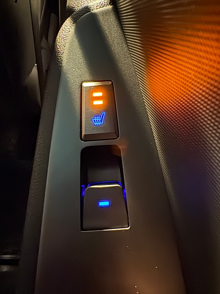 Hyundai IONIQ 28 of 30
