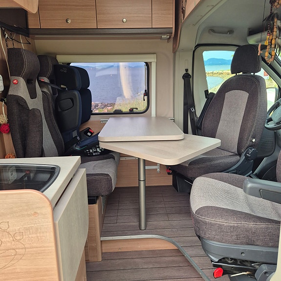 Knaus Boxlife 600 (2016) Peugeot 2010 3 of 5
