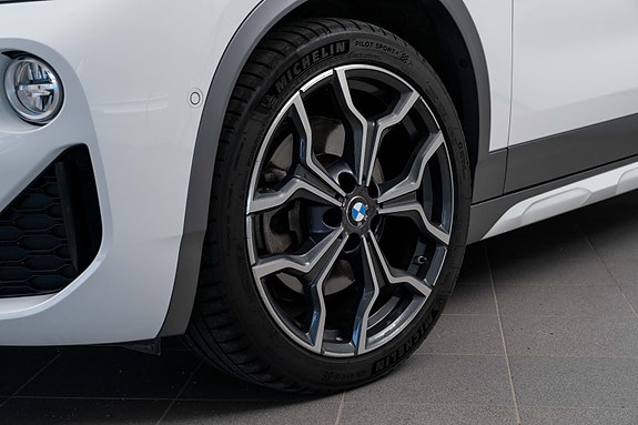 BMW X2 3 of 5