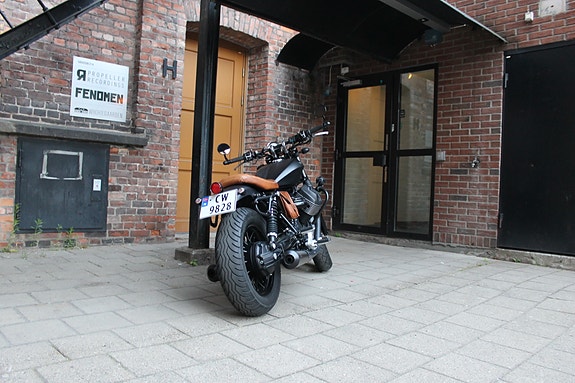 Moto Guzzi V9 Bobber 5 of 5